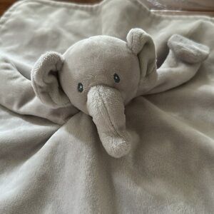 NEW GUND Lovey Pacifier Holder baby gray elephant